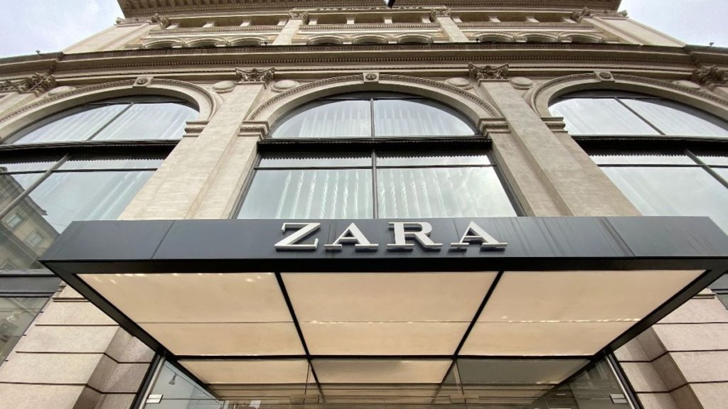Zara chiude 1200 negozi: Azioni Inditex in netto calo