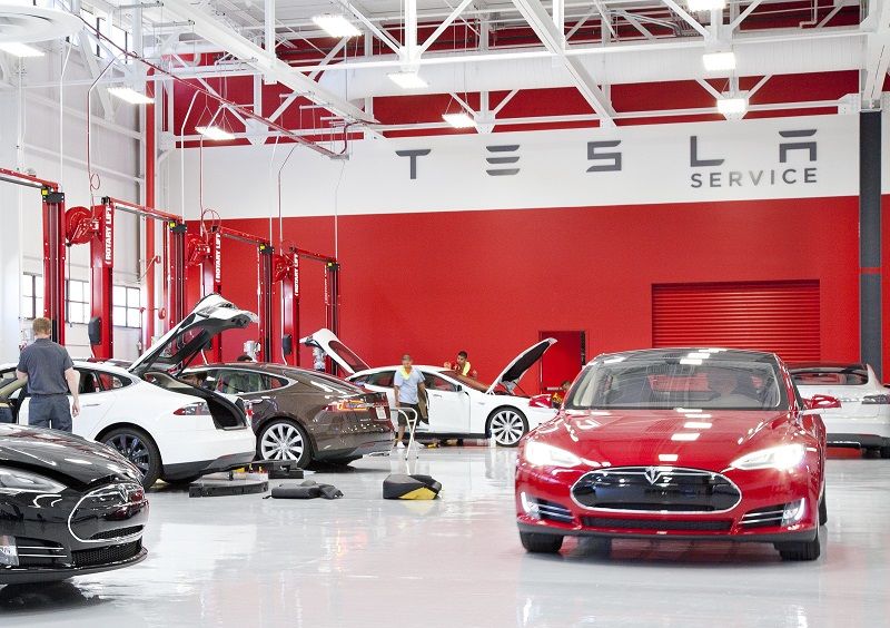 Tesla, prevista apertura di 52 nuovi centri di assistenza nel 2021